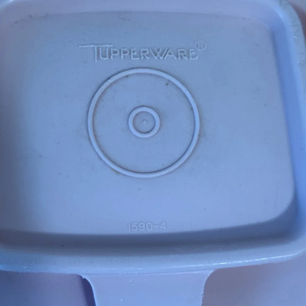 Vintage Tupperware‎ Store N Pour 13 Cup Cereal Keeper Pink Lid Clear Container